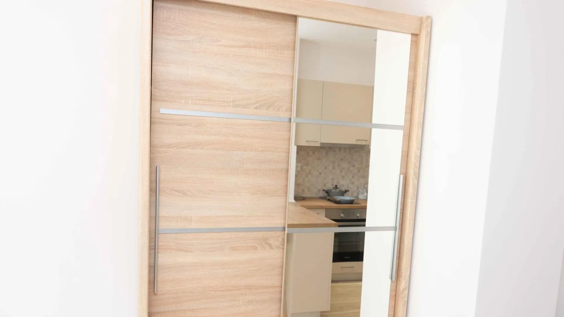 Skg Comfort Apartments Salonicco Grecia