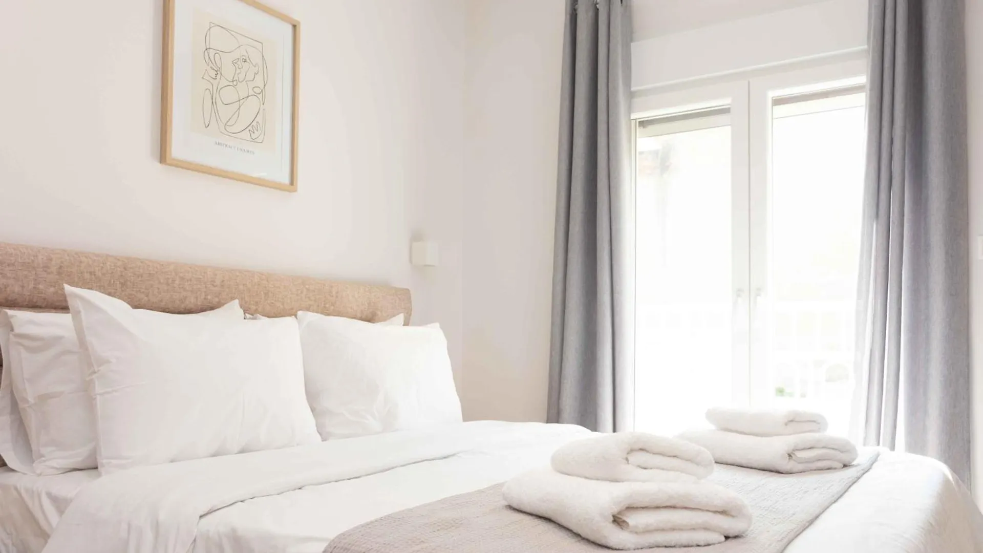 Skg Comfort Apartments Salonicco Grecia